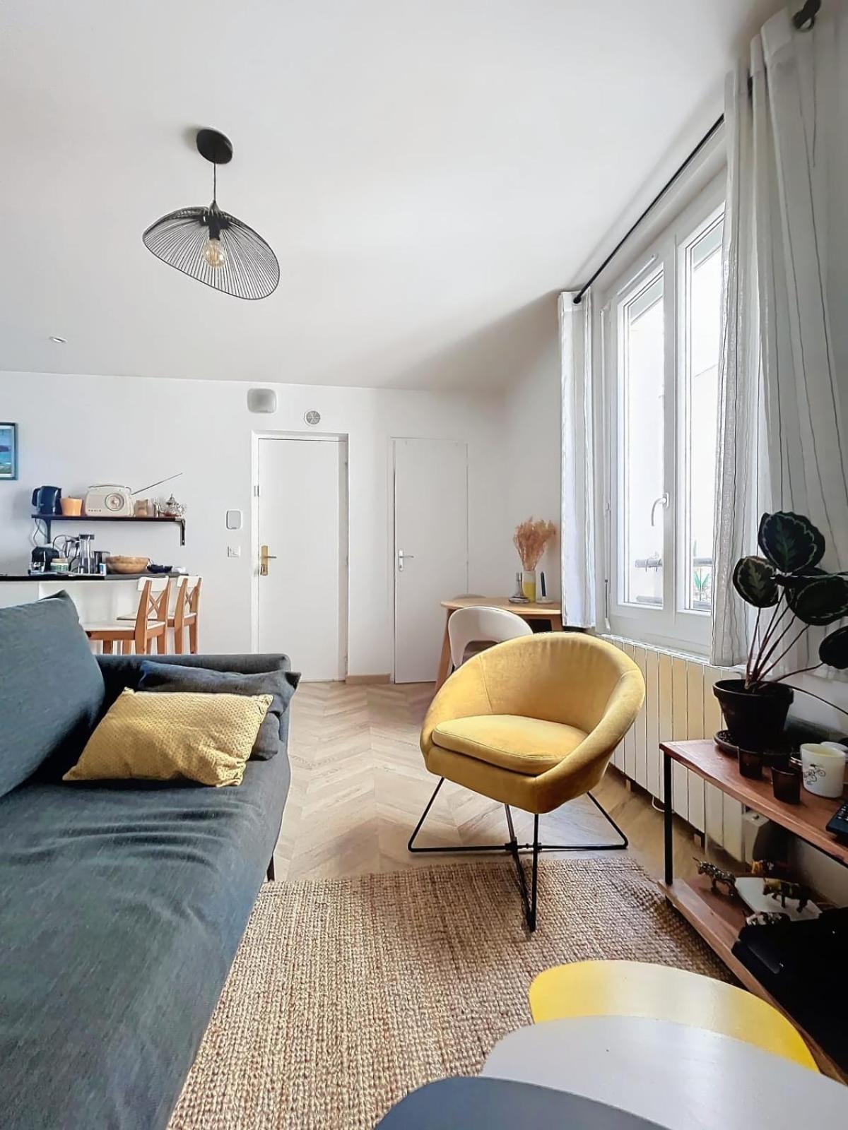 Charming 2-room Getaway Near Le Marais Appartamento